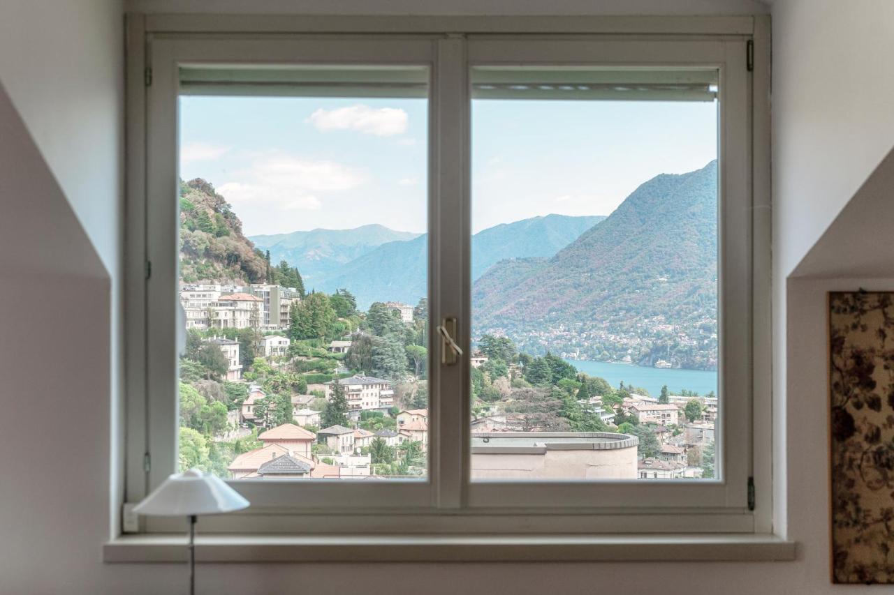 I D'A Charming Penthouse - Lake View- Como- House-130 Mt-2 Double Bedrooms And 2 Double Bathrooms A Spacious Living Room-Full Equipped Kitchen-Private Garden And Terrace-Private Covered Parking Esterno foto